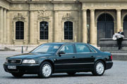 Audi A8 D2