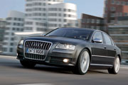 Audi S8 D3