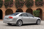 Audi S8 D3
