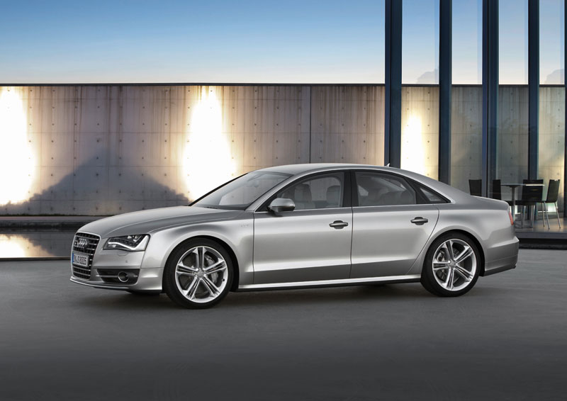 Audi S8 D4
