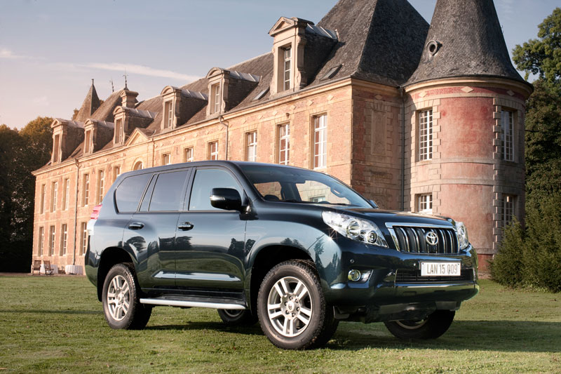 Toyota Land Cruiser J200